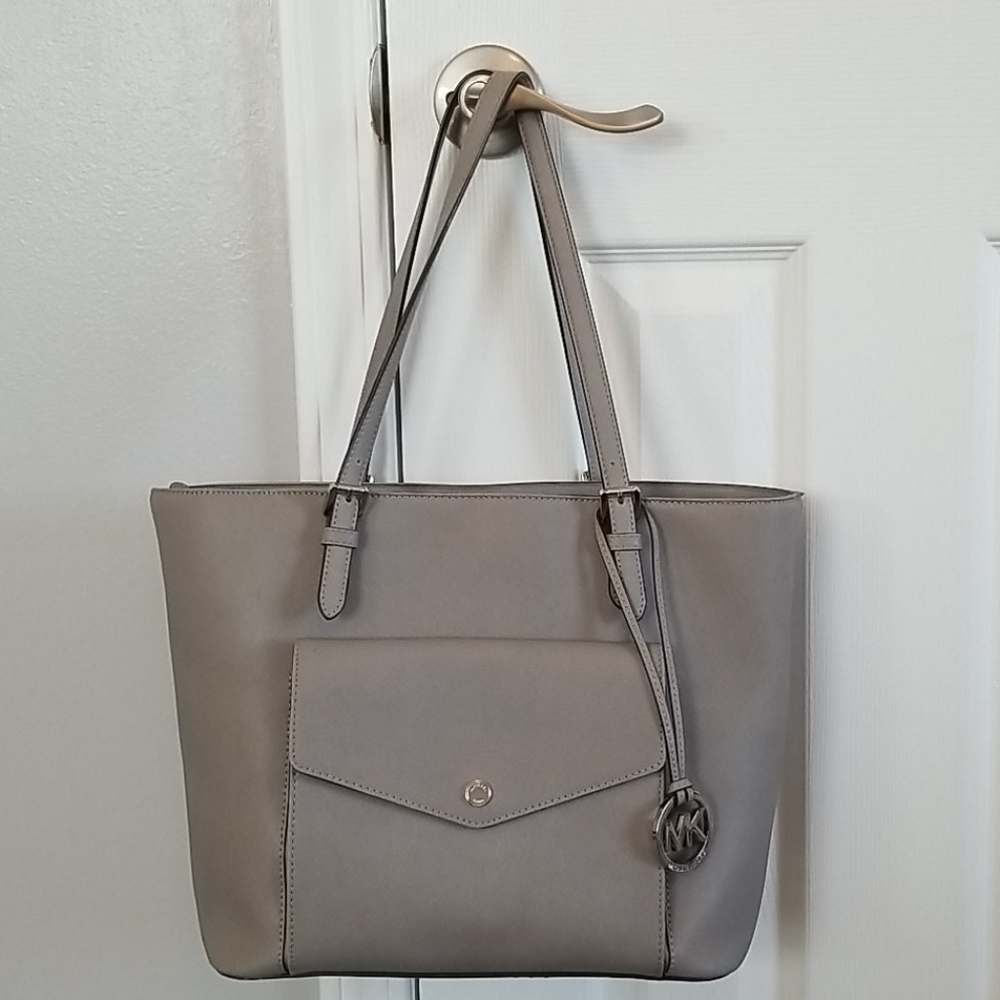 ×traded×MK Tote